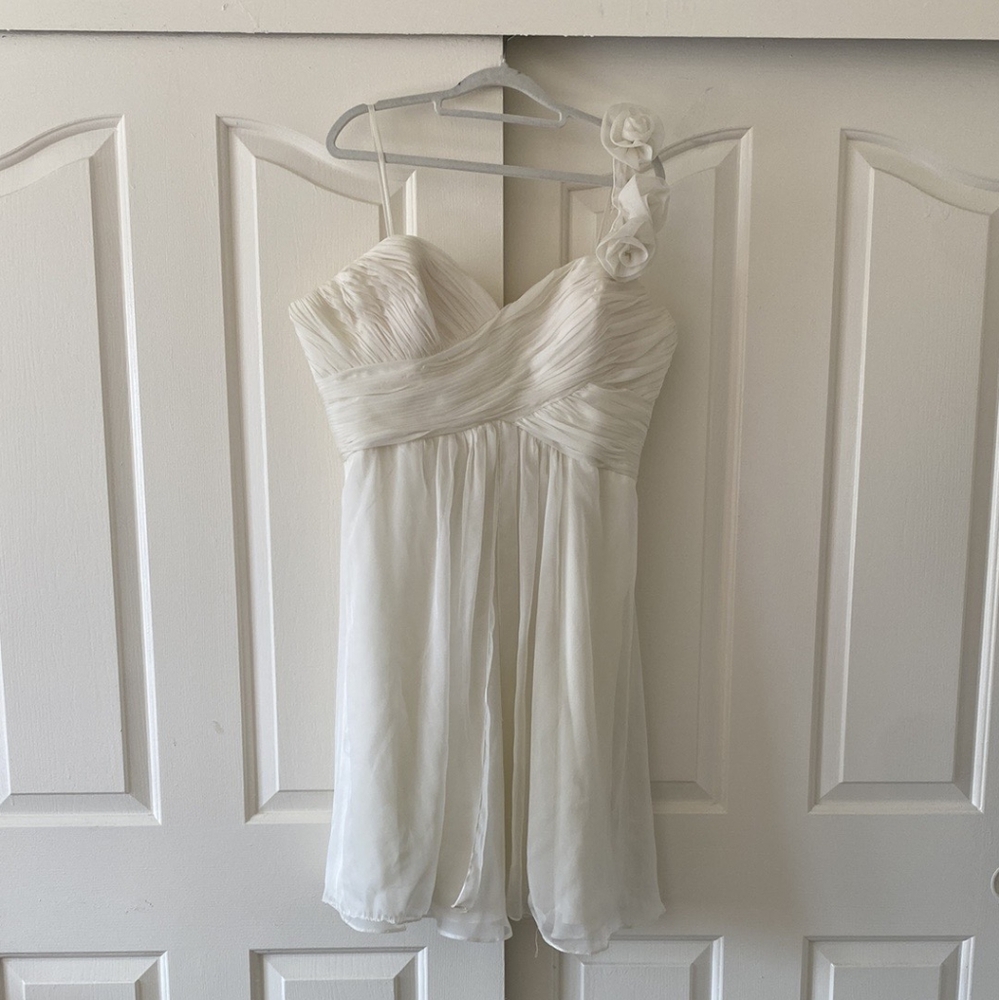 May Queen Couture Ivory Gown. Size 16